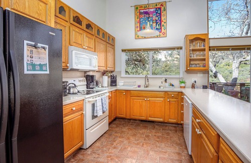 Three Rivers House | Views You Cannot Believe! 3 Bedroom and River Front