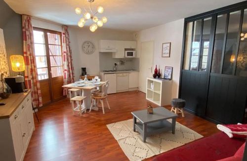 Vignec Apartment | Vignec/Saint-Lary - T2 cosy avec balcon & piscine