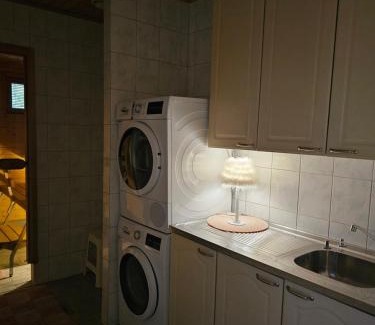 Tornio Apartment | Viihtyisä saunallinen rivitalokolmio