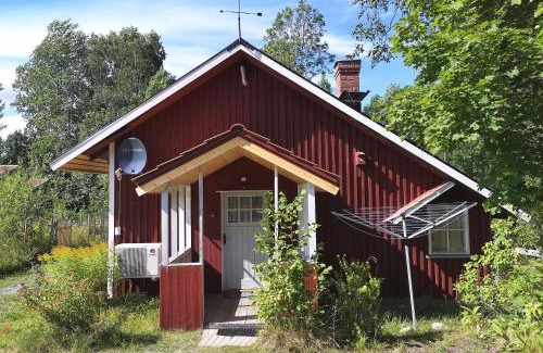 Dals Langed Apartment | Viken - Cottage by Dalslands Canal