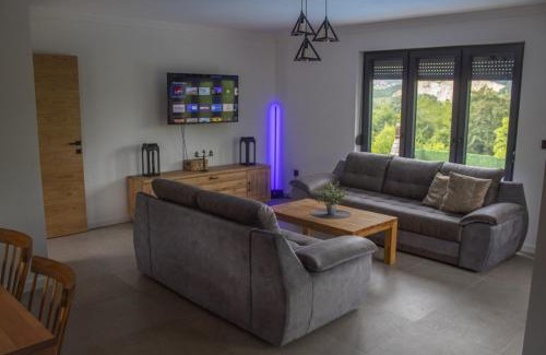 Bosnia Villa | Vikend kuća Ljetni San