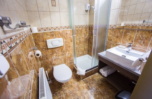 Sarvar Hotel | Viktória Hotel
