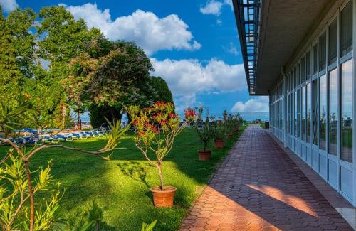 Balatonvilagos Hotel | Világos Hotel Balatonvilágos