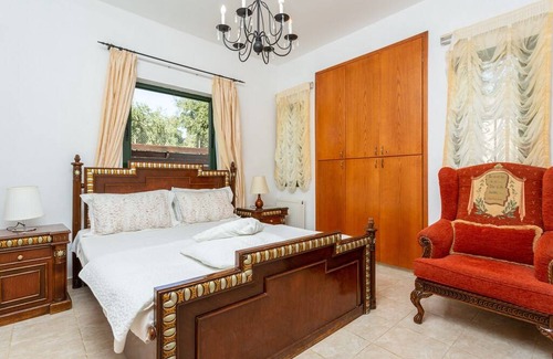 Ayia Marina Chrysochous Villa | Villa Charianna: Large Private Pool, Walk to Beach, Sea Views, A/C, WiFi