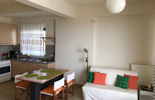 Marathon Villa | VILLA CALYPSO-Private Pool-Ideal for holidays-Sea View-just 45 min. from Athens