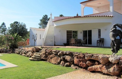 Silves Villa | Villa 8P in natural setting private large pool