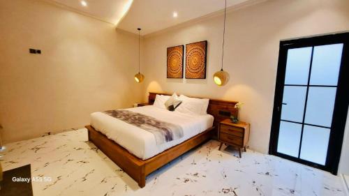 By Pass Ngurah Rai Villa | Vila Cartenz