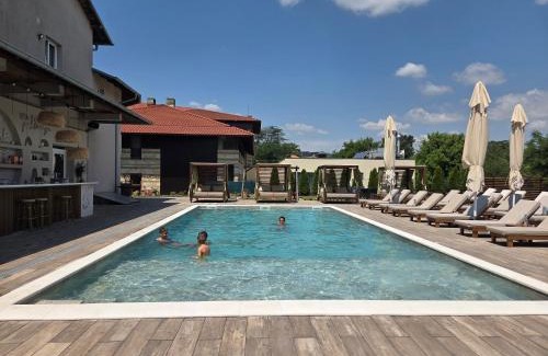 Veliko Gradiste House | Vila Dincic doo