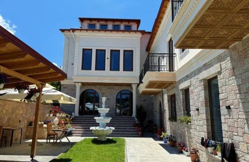 Moscopole Hotel | Vila Loris