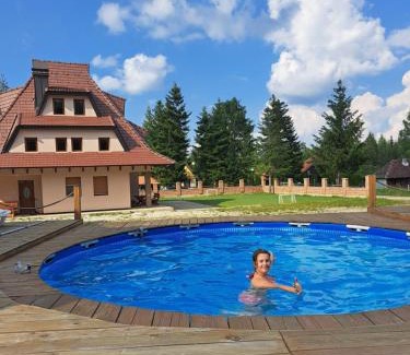 Beserovina House | Vila Tri Srca