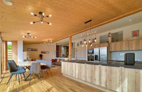 Plouneour-Trez Villa | Villa with indoor pool & private SPA, 400m from the beach