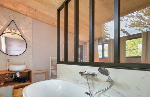 Plouneour-Trez Villa | Villa with indoor pool & private SPA, 400m from the beach