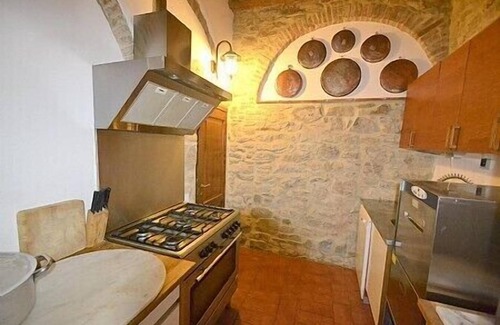Ciggiano Villa | Villa Gloriosa: A charming three-story historical villa built on a hillside, surrounded by meadows and woods, with Free WI-FI.