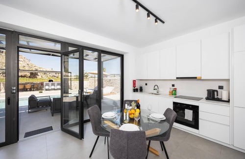 Kolymbia Villa | Villa 10 Hozan - Two Bedroom Villa, Sleeps 4