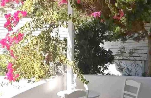 Ios Town Villa | Villa 100 M From THE Beach 6 Room IN IOS Island