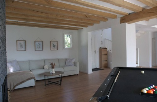 Egriselles-le-Bocage Villa | Villa 1h15 from Paris, with swimming pool, Spa & Sauna
