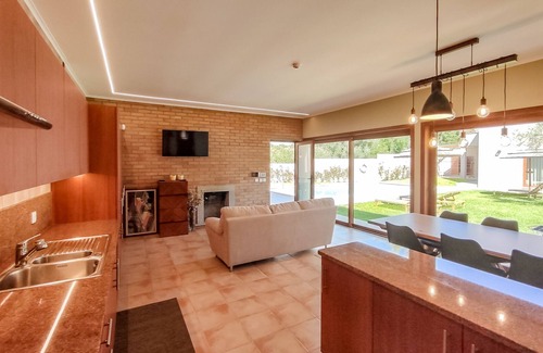 Barcelos Villa | Villa 240 V9- Luxury Holiday Home in Barcelos
