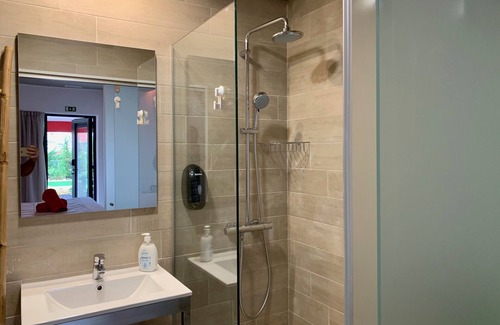 Charneca de Caparica e Sobreda Hotel | Villa 3 Caparica, Lisbon GAY Beach Hotel