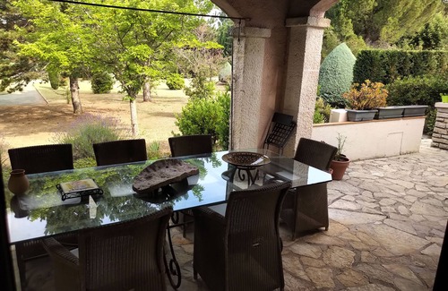 Aix-en-Provence Villa | Villa 3 Chambres. Parc Privé Avec Piscine et Tennis Aix en Provence Pinchinats