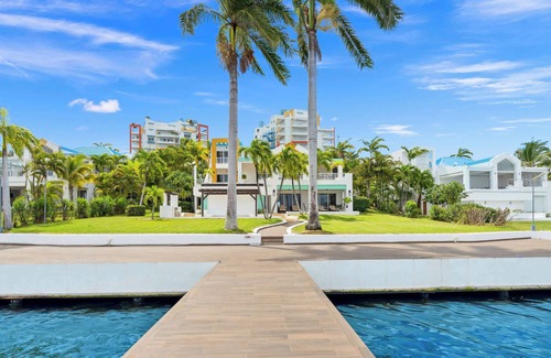 Maho Villa | Villa 3 in Dutch Lowland by Personal Villas - A Perfect Home Away from Home
