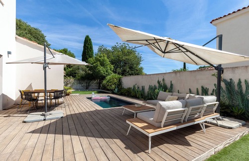 Les Trois Lucs Villa | Villa '3 Lucs' with Private Pool, Wi-Fi and Air Conditioning