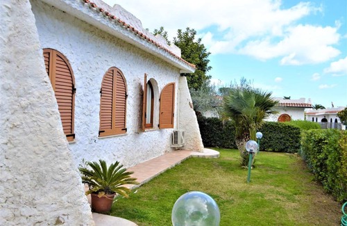 Costa Rei Apartment | Villa 3 rooms with a/c 100 meters from the sea