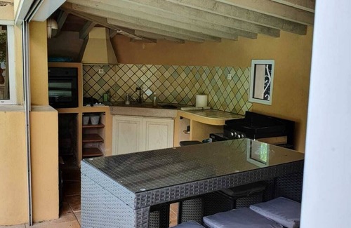 Sollies Pont Villa | Villa 4 Chambres + Studio Attenant - Piscine et Jacuzzi