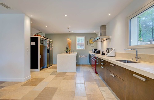Saint-Marc-Jaumegarde Villa | Villa 5 minutes from the center of Aix-en-Provence