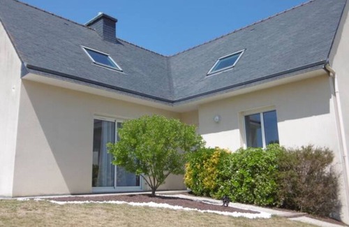 Plouescat Villa | Villa * 50m from the beach, relaxation area with SPA, billiards & table soccer