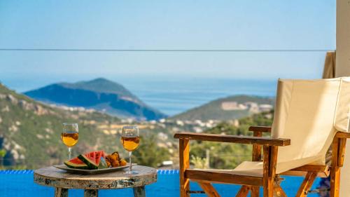 Islamlar Villa | Villa 6 Studio Design House with Infinitiy Pool-Villa Kartal Yavrusu