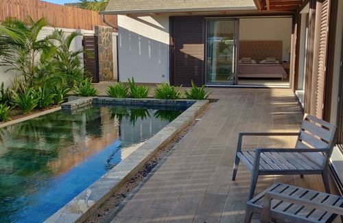 Bain Boeuf Villa | Villa 7 HACIENDA Luxurious & Exotic with private pool PEYREBERE