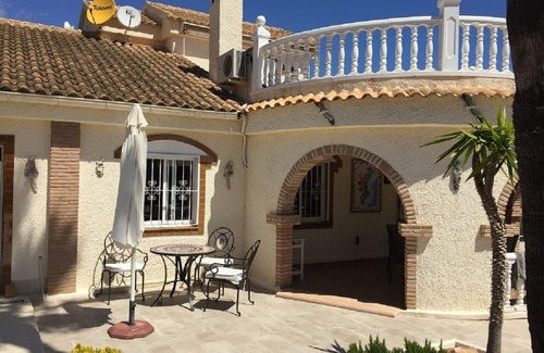 Puerto Marino Villa | Villa 7 people with private pool and beautifully kept garden in Santa Pola