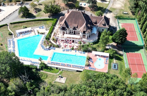 Daumazan-sur-Arize Villa | Villa 91 met 2 E-bikes op Vakantiepark Chateau Cazaleres
