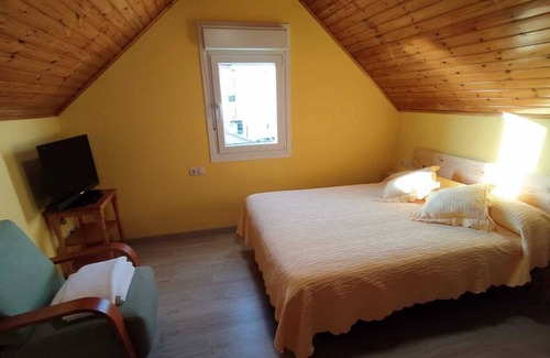 Sanxenxo Villa | Villa A 50 MTS Playa EN Sanxenxo, 5 Dorm, Wifi, Jardín, Barbacoa