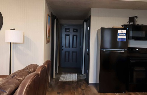Floydada Apartment | Villa A Suite Summary