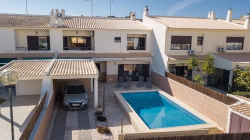 Urbanizacao dos Calicos Villa | Villa A7 by HelloVacations