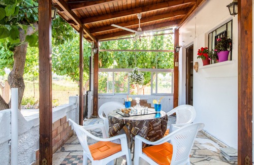 Kamisiana Villa | Villa Aadonis in the sea
