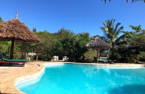 Diani Beach House | Villa African Dream in Marula Park with chef, 4 min to the beach