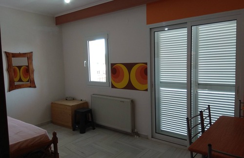 Emmanouil Pappas House | Villa Agnanti Apts · Retro LUX Double Space Suite for 4 guests
