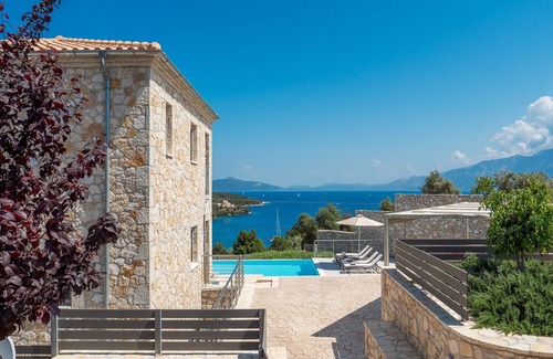 Katomerion Villa | Villa Akoni - Three Bedroom Villa, Sleeps 6