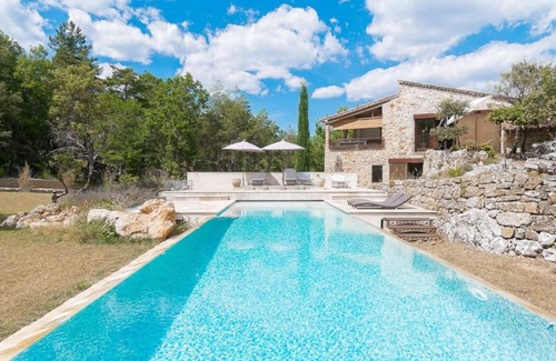 Ampus Villa | VIlla Alésia : Architect-designed property 230 m²/10 pers/heated private pool