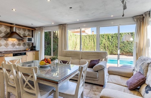 La Zubia Villa | Villa Albaida La Zubia by Ruralidays