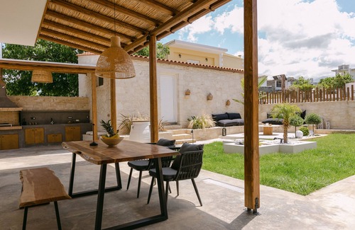 Melidoni Villa | Villa Aldea - Luxury Boho Style
