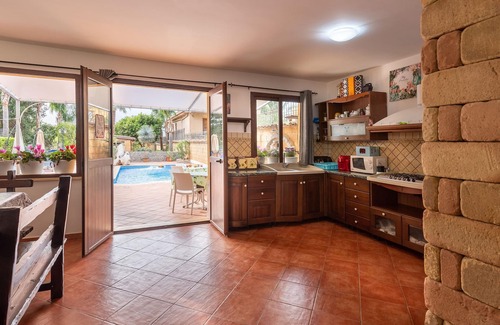 Cinisi Villa | Villa Alelida with Sea View with Jacuzzi & Garden