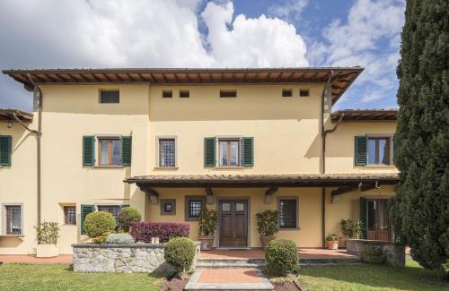 Massa e Cozzile Villa | Villa Alessia, Pool Wellness And Nature Massa e Cozzile