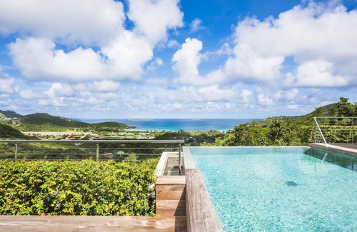 Lurin Villa | Villa Alhéna in Lurin by Personal Villas - Stunning Views of Saint Jean Bay