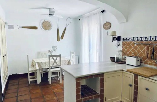 Las Jaras Villa | VILLA ALJARAL Spectacular, pool, fireplace, heated, wifi.