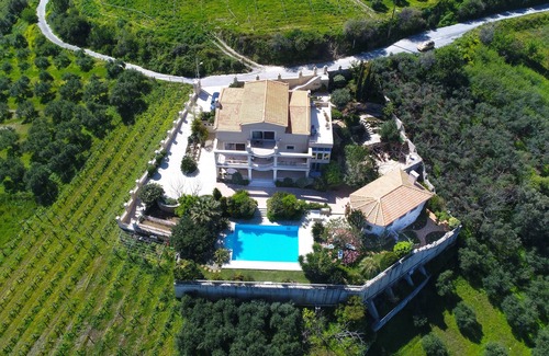Dhafnes Villa | Villa Allure with Heated Swimming Pool