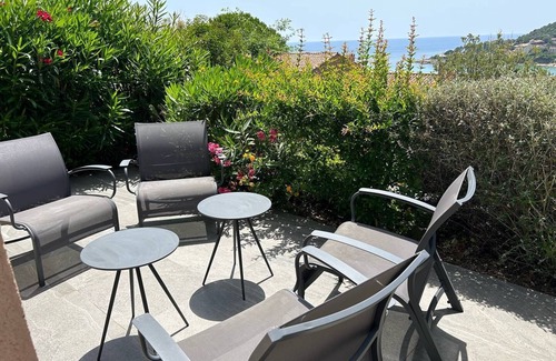 Tarcu House | VILLA ALMA - Classé 3*-IN FRONT OF THE SEA