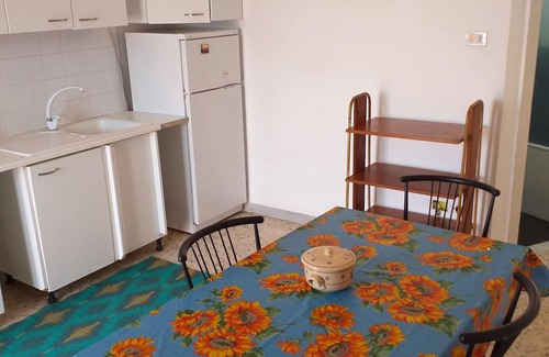 Municipio 1 Villa | Villa Alma, independent apartment in villa 700 mt to the sea